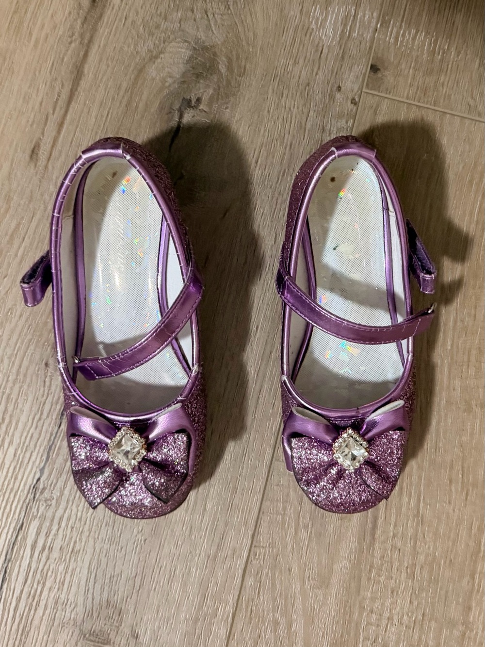 Girls Purple Glitter Shoes